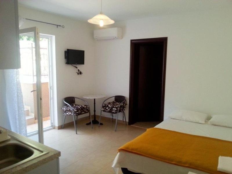 Hacienda Valmare Apartment Brela Ngoại thất bức ảnh